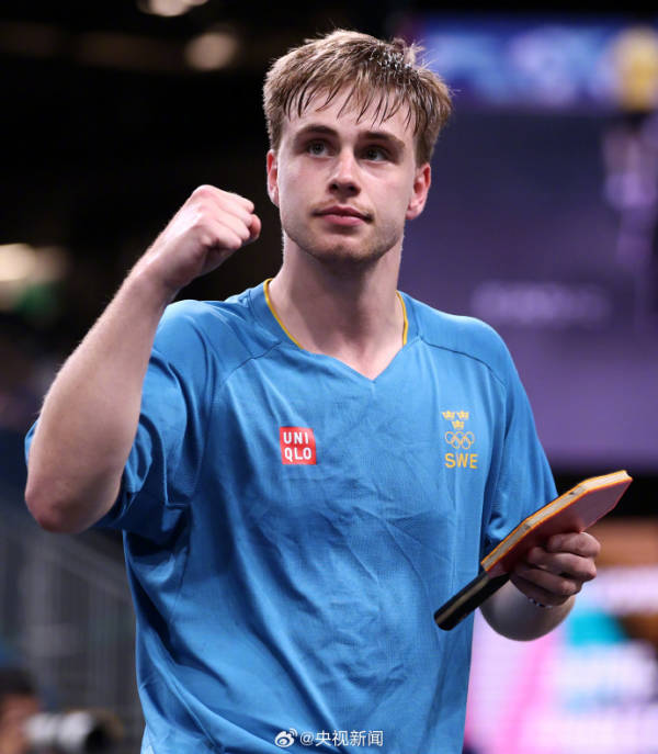 也纷纷与萨 也纷纷与萨