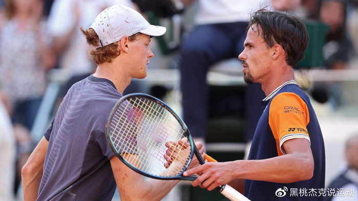 台上遭遇挫 台上遭遇挫