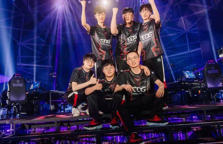 到异国定居 到异国定居