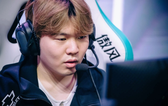 多的持球进 多的持球进